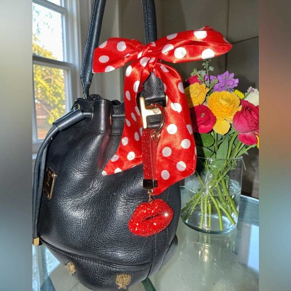 4FER MCM EUC Black Leather Drawstring Bucket Bag w/ dust bag, scarf & charm - Picture 3 of 13